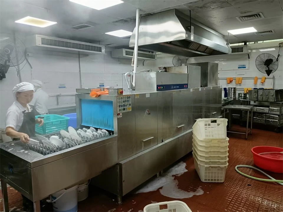 Mayers commercial dishwasher in a restaurant kitchen scene